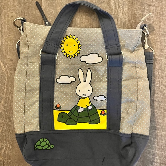 Hot Topic Handbags - Vintage Miffy (Nijntje) Crossbody Tote Bag
